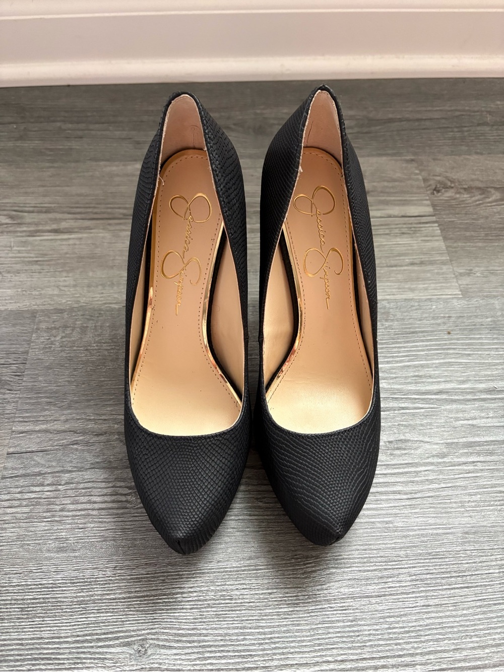 Classic Black Pointed-Toe Pumps - Jessica Simpson. Women size 8.5
NWOT